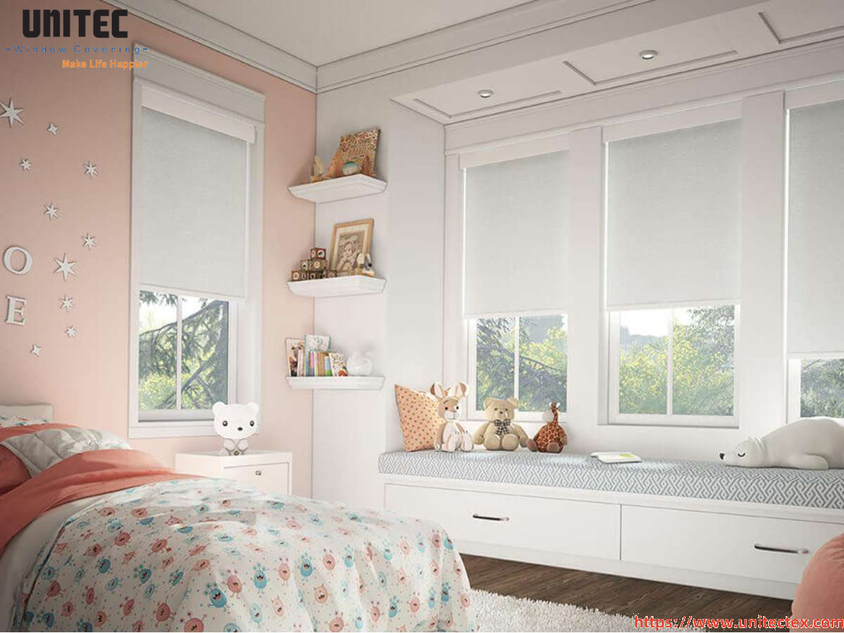 Trendy roller blinds for bedroom