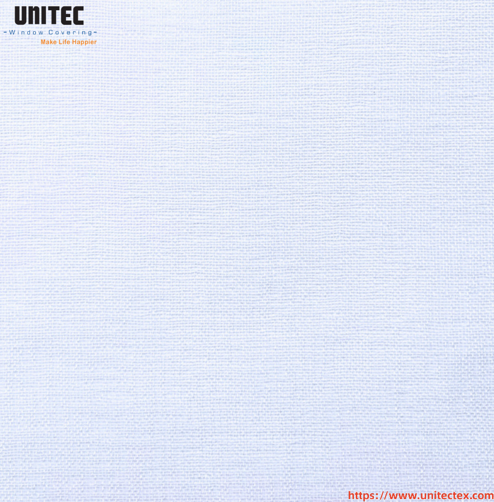 Flame-retardant roller blinds fabric