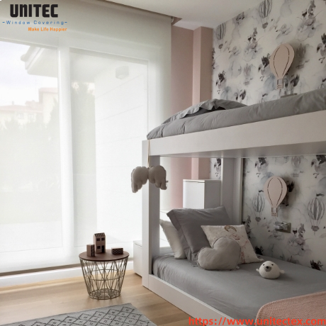 White Roller curtain in Office